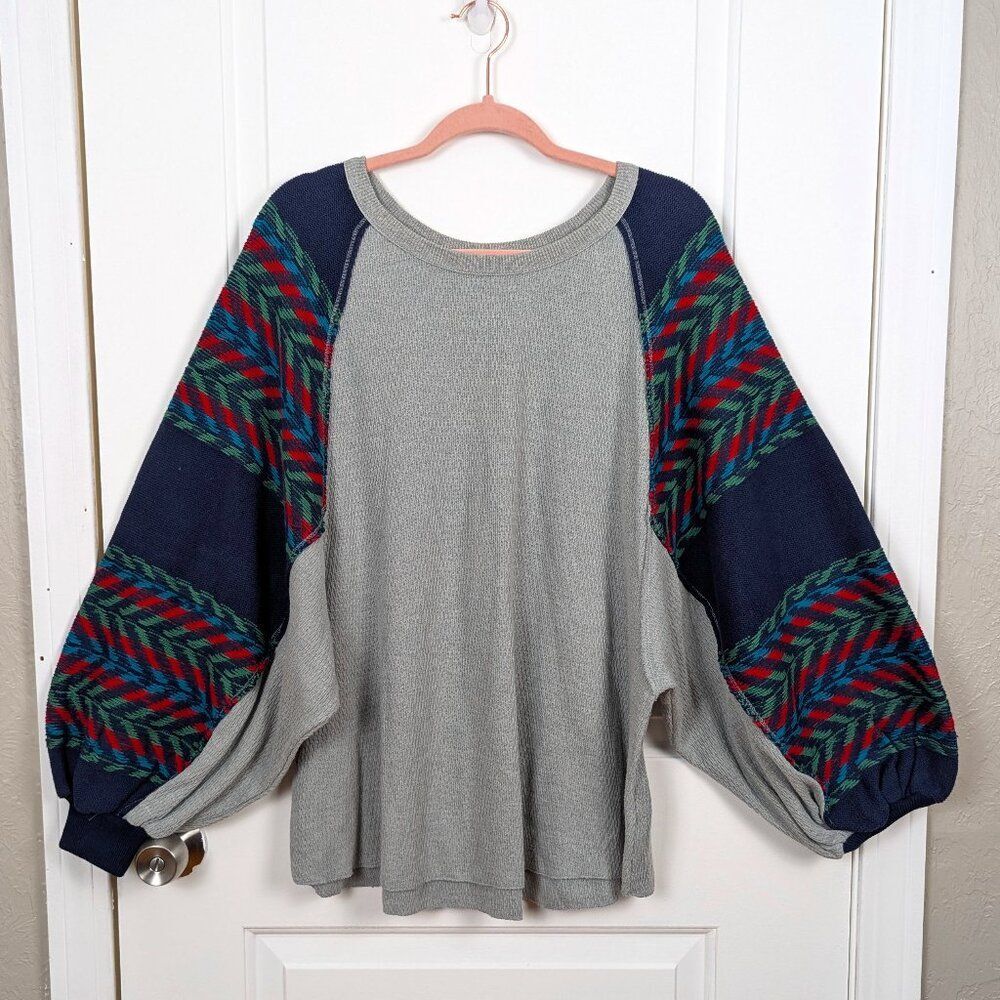 We The Free | Gray Knit Sweater with Patterned Balloon Sleeves Size Medium